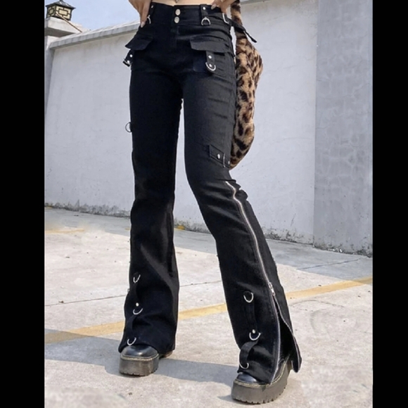 Goth N'Rock Denim Cargo with Rings & Zippers - Picture 10 of 10
